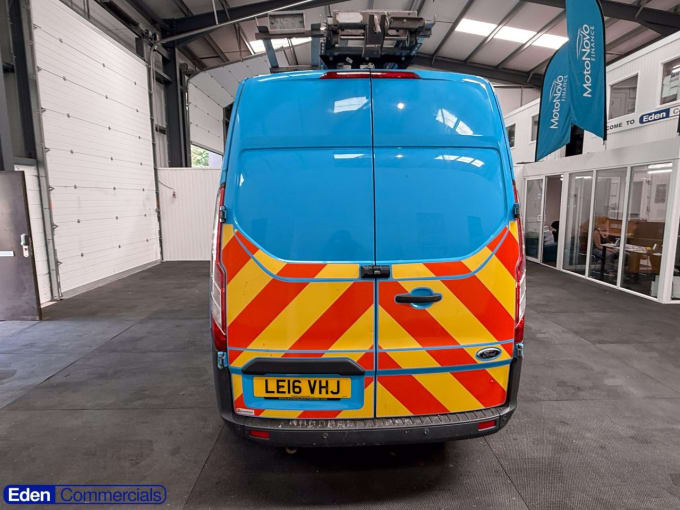 2025 Ford Transit Custom