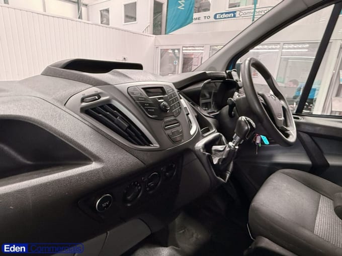 2025 Ford Transit Custom