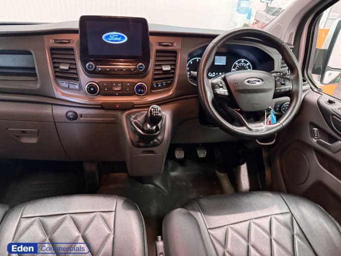 2025 Ford Transit Custom
