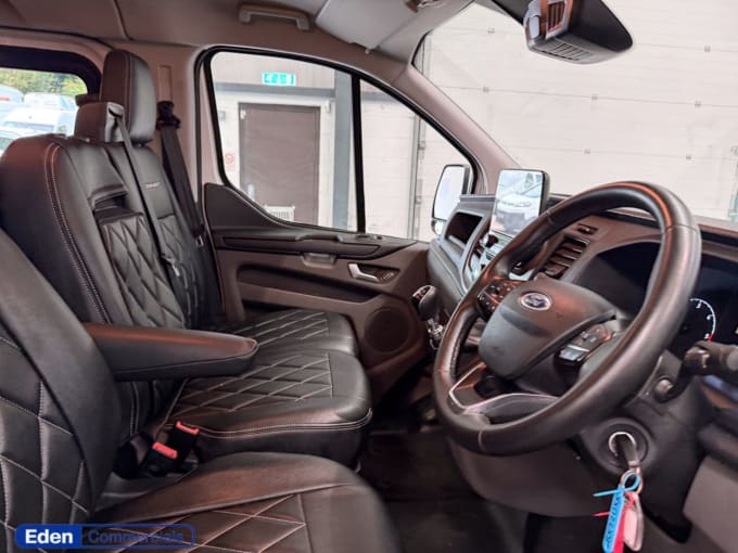 2025 Ford Transit Custom