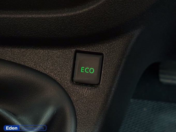 2025 Renault Trafic