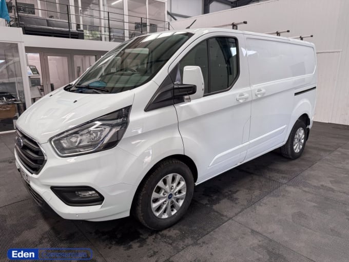 2025 Ford Transit Custom
