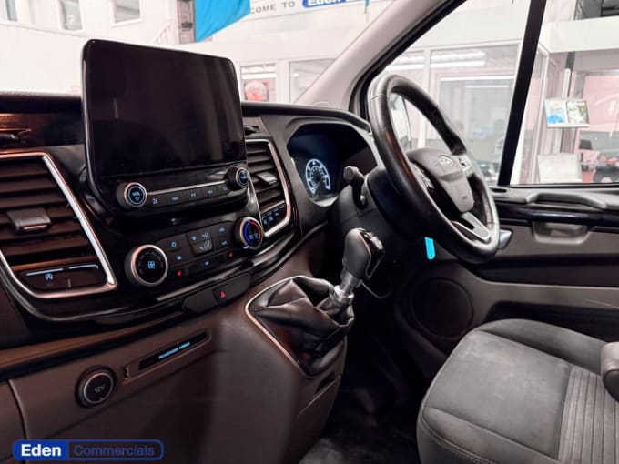 2025 Ford Transit Custom