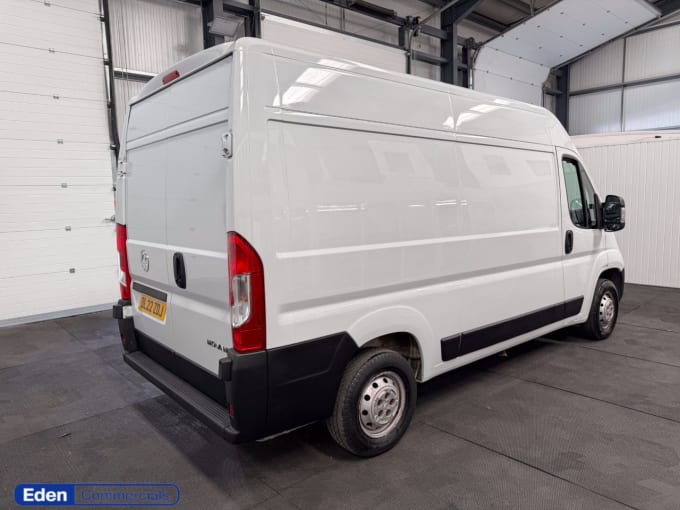 2025 Vauxhall Movano