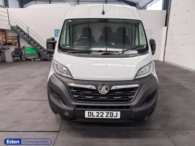 2025 Vauxhall Movano