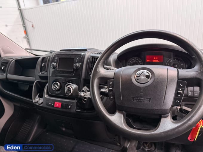 2025 Vauxhall Movano