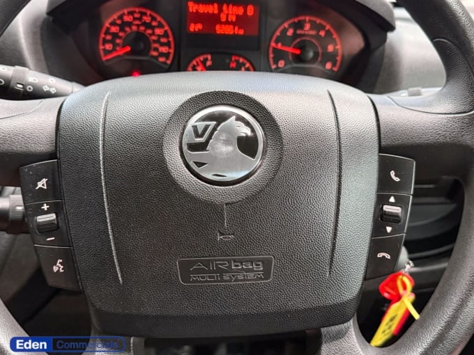 2025 Vauxhall Movano
