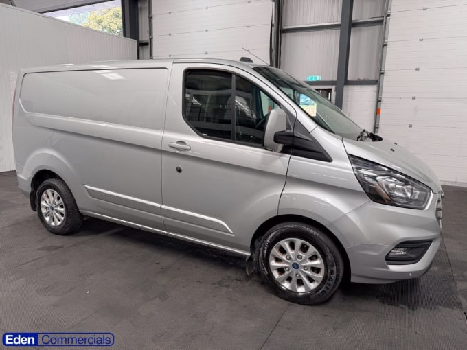 2025 Ford Transit Custom