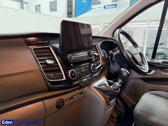 2025 Ford Transit Custom