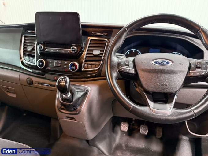 2025 Ford Transit Custom