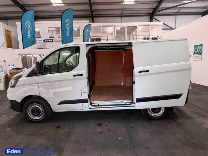 2025 Ford Transit Custom