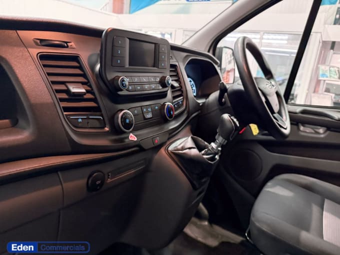 2025 Ford Transit Custom