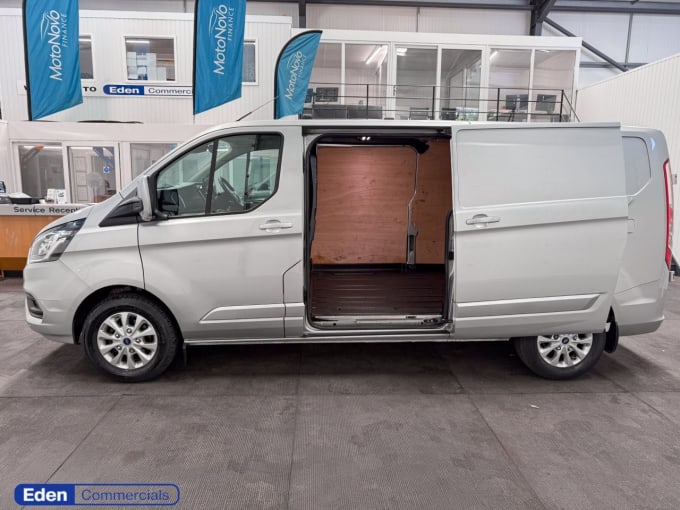2025 Ford Transit Custom
