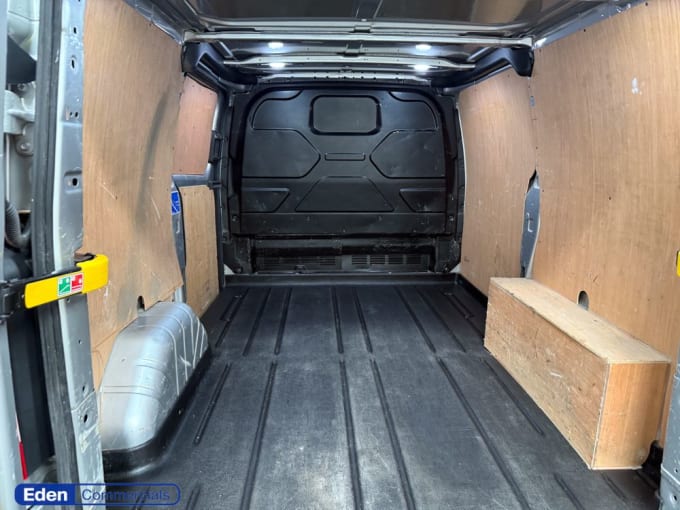 2025 Ford Transit Custom