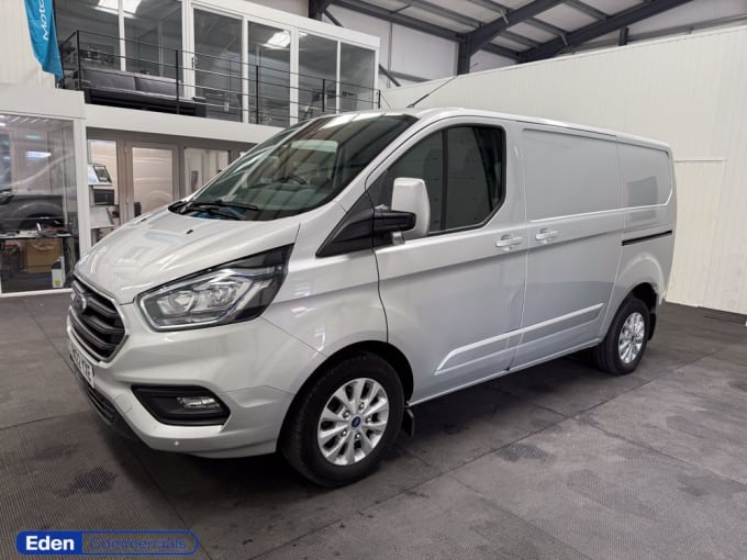 2025 Ford Transit Custom