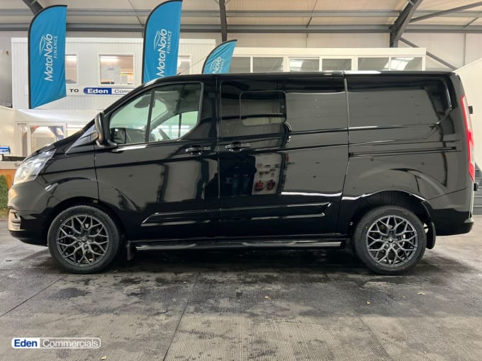 2025 Ford Transit Custom