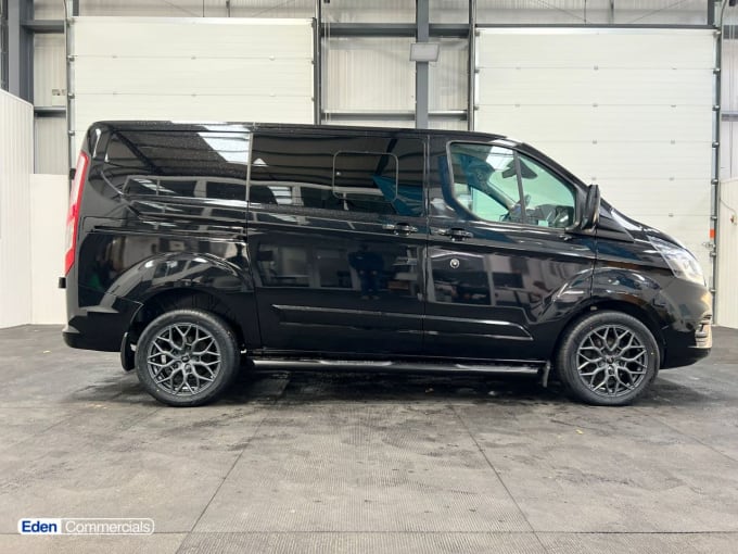 2025 Ford Transit Custom