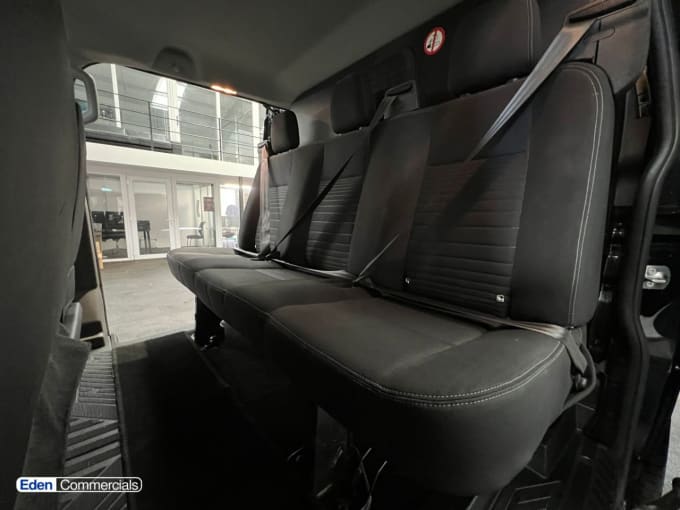 2025 Ford Transit Custom