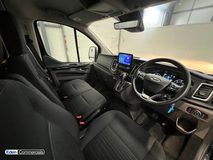 2025 Ford Transit Custom
