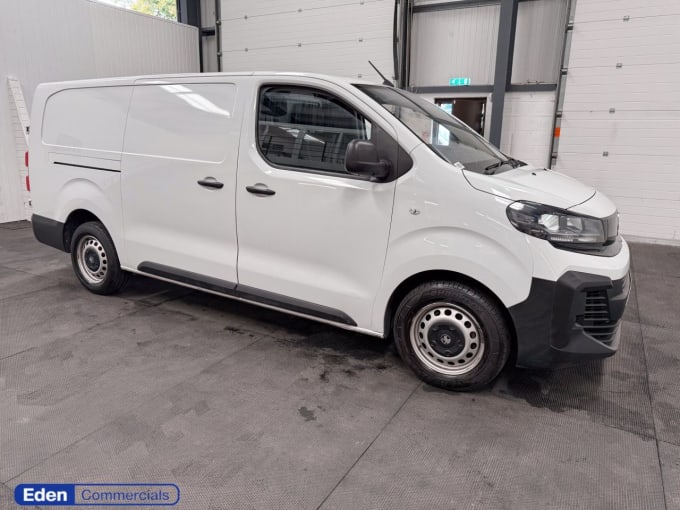 2025 Vauxhall Vivaro
