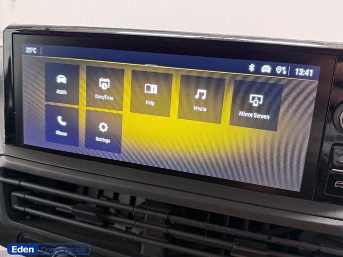 2025 Vauxhall Vivaro