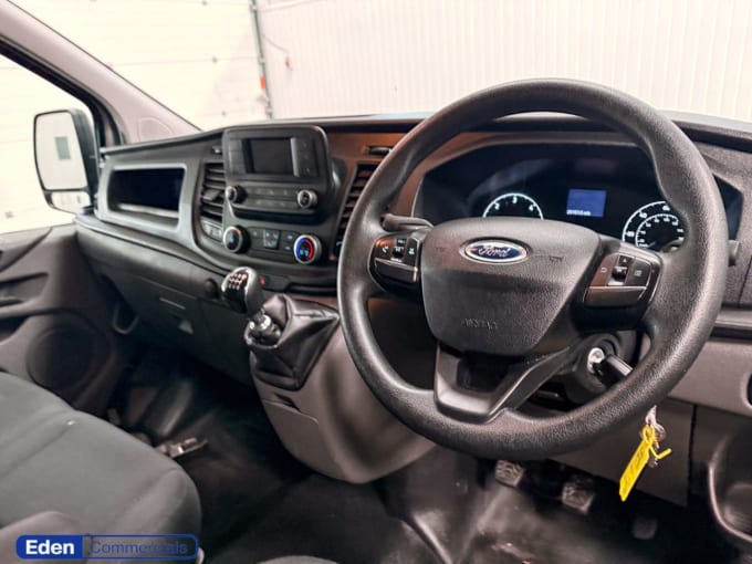 2025 Ford Transit Custom