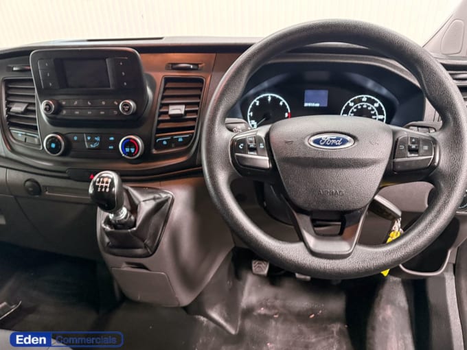 2025 Ford Transit Custom