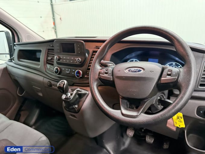 2025 Ford Transit Custom