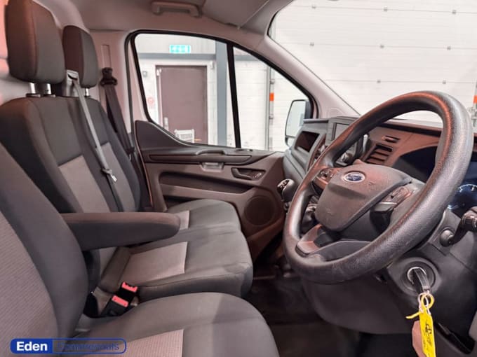 2025 Ford Transit Custom