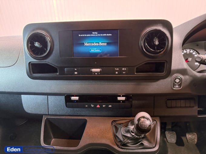 2025 Mercedes-benz Sprinter