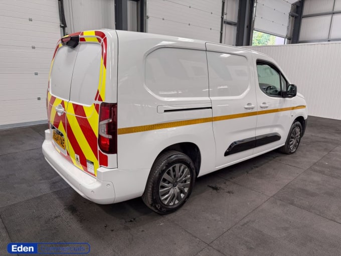 2025 Peugeot Partner