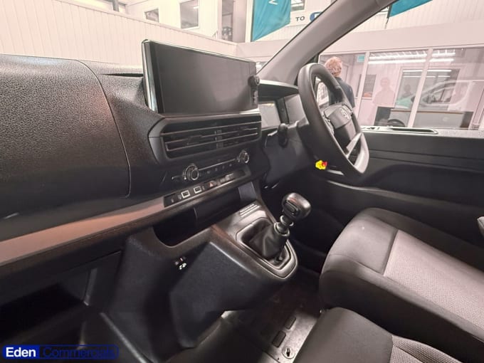 2025 Vauxhall Vivaro