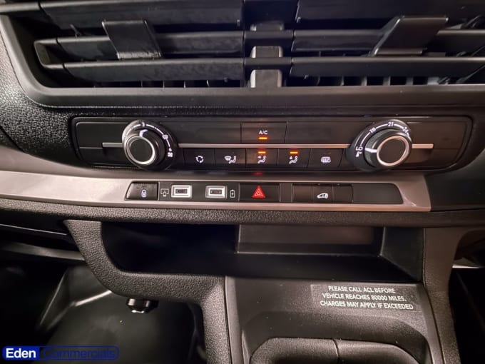 2025 Vauxhall Vivaro