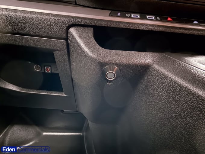 2025 Vauxhall Vivaro