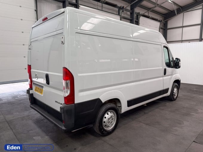 2025 Vauxhall Movano