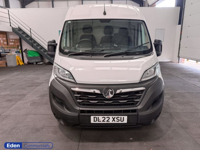 2025 Vauxhall Movano