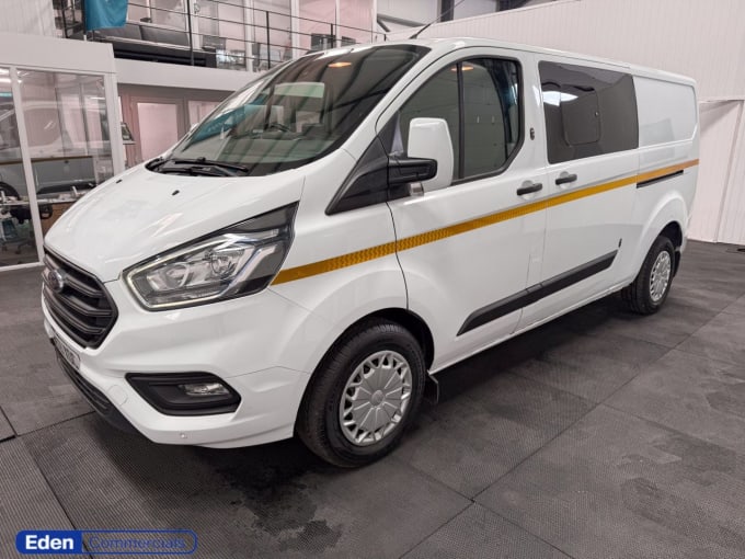 2025 Ford Transit Custom