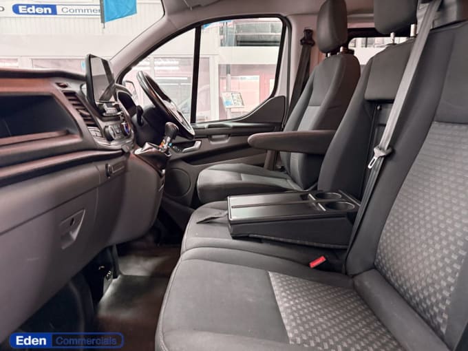 2025 Ford Transit Custom