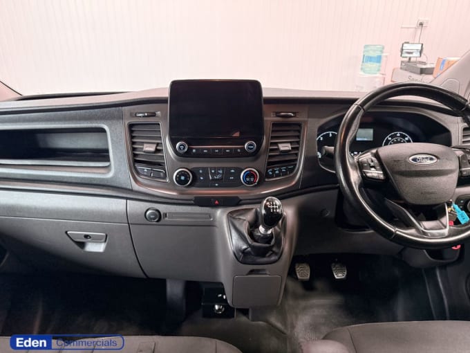 2025 Ford Transit Custom