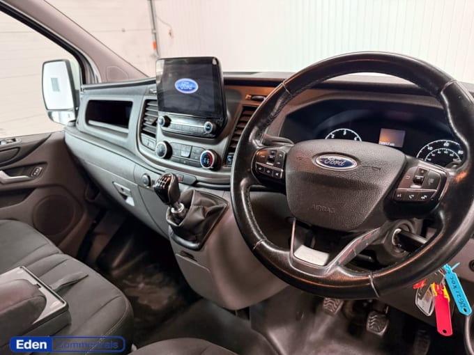 2025 Ford Transit Custom