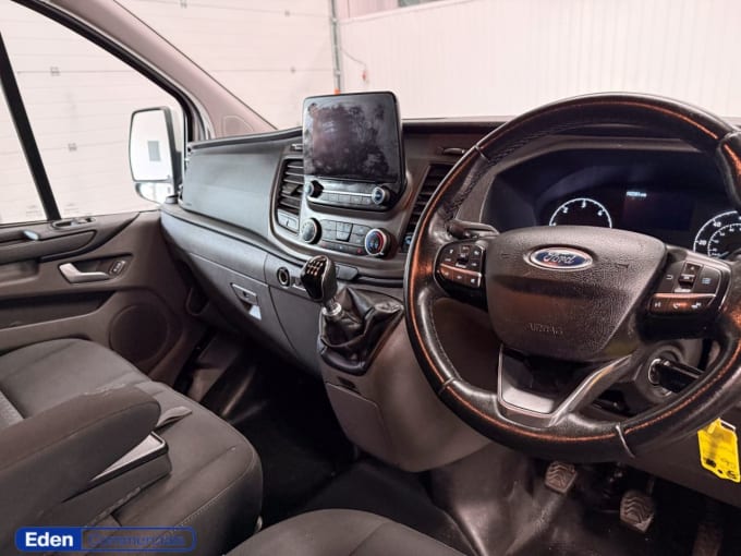 2025 Ford Transit Custom