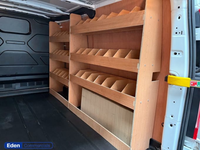2025 Ford Transit Custom