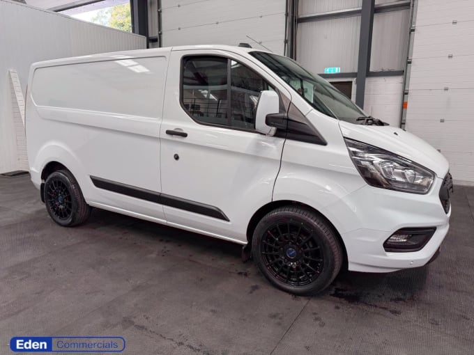 2025 Ford Transit Custom