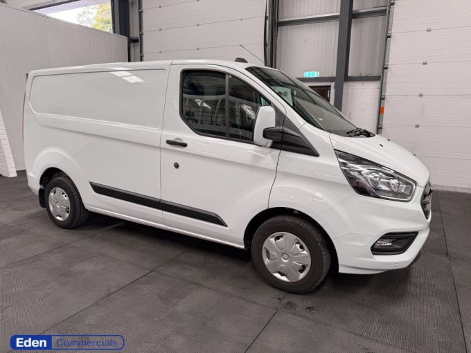 2025 Ford Transit Custom