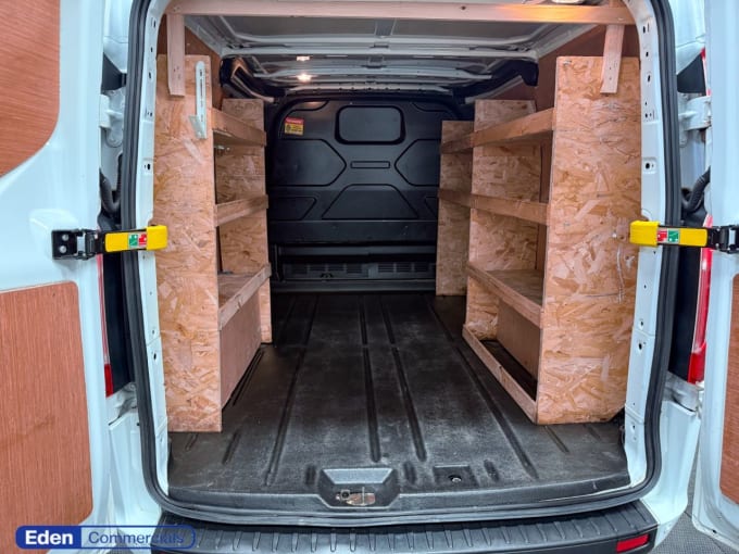 2025 Ford Transit Custom