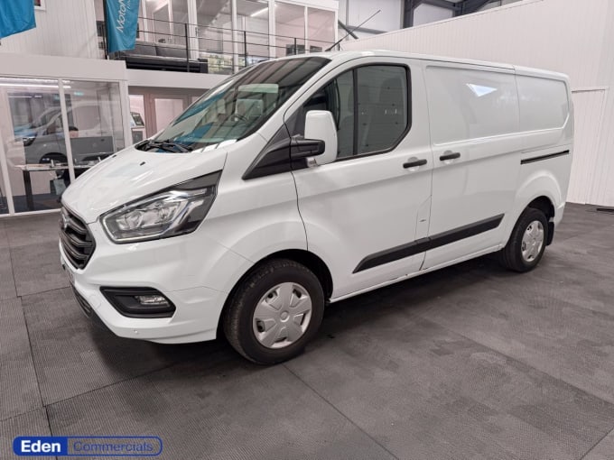 2025 Ford Transit Custom
