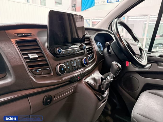 2025 Ford Transit Custom