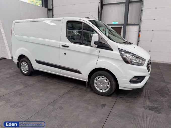 2025 Ford Transit Custom