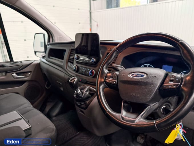 2025 Ford Transit Custom
