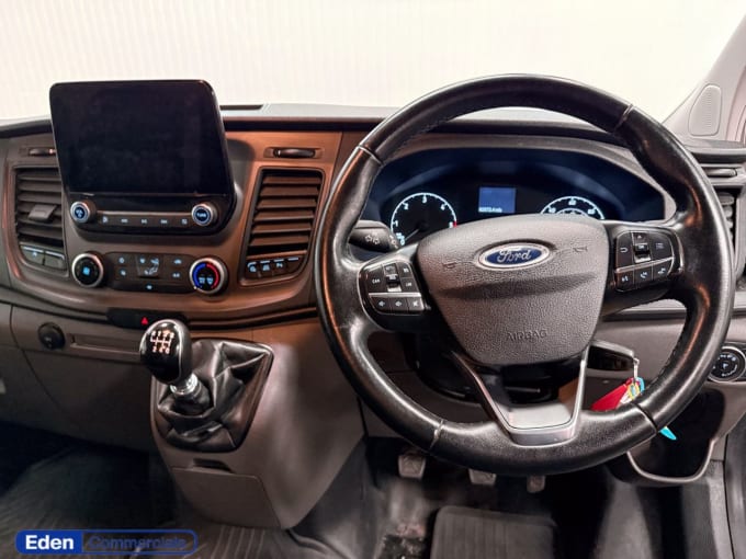 2025 Ford Transit Custom